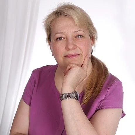 Yelena Gielessen, psychotherapist in training under supervision in Vienna